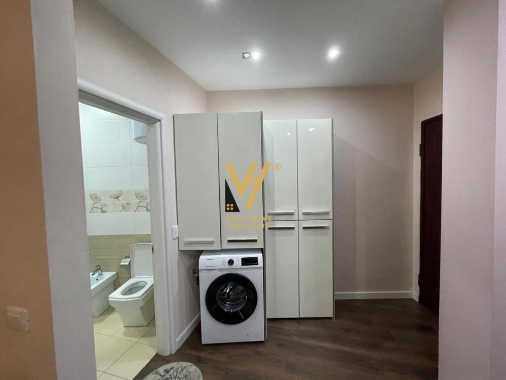 JEPET APARTAMENT 1+1+BLK ME QIRA TE LIQENI I THATE 60.000 LEKE