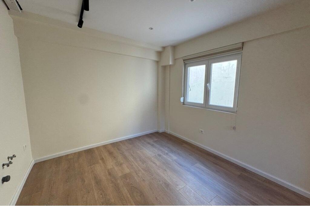 Apartament - Për Shitje - Rruga Him Kolli, Tiranë(ID: 530261038-4740)