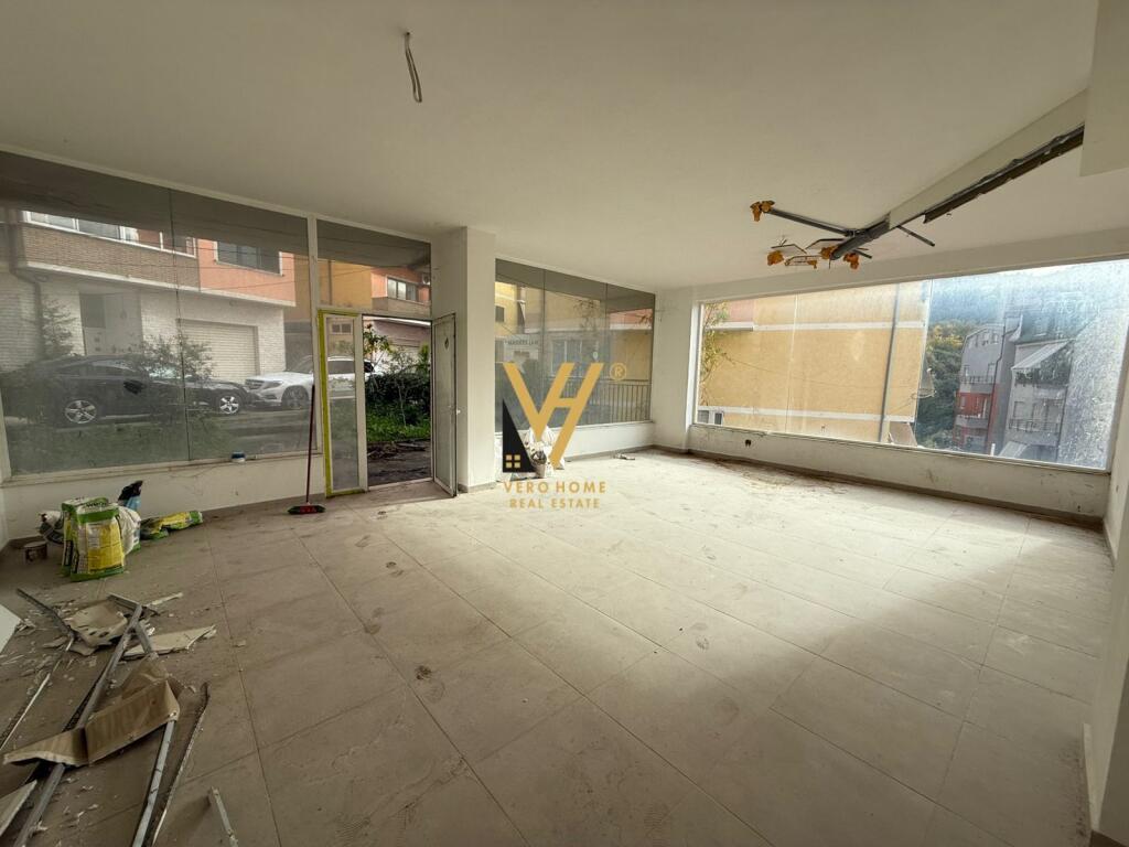 VENDITA AMBIENTE 79 M2 AL LAGO ASCIUTTO 149.000 EURO