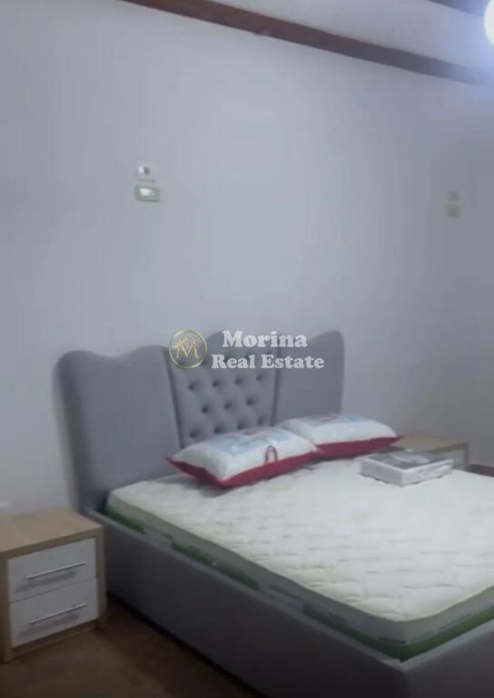 Qera | Shtëpi private 1 + 1 | Oxhaku | 300 €/muaj