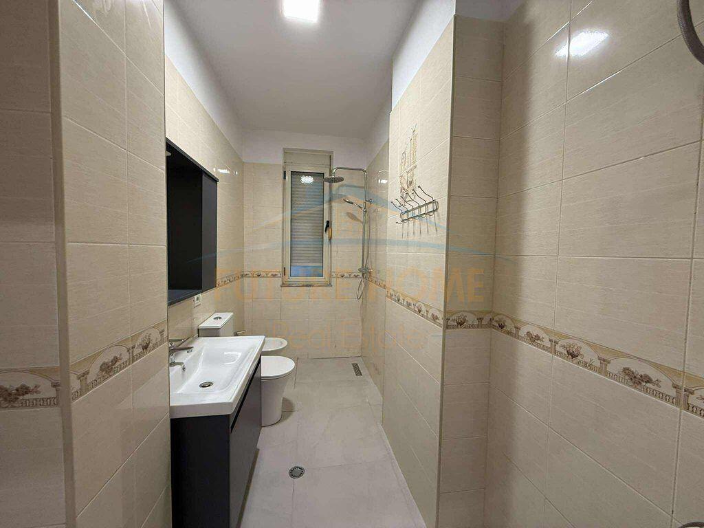 Shitet Apartament 2+1+2, Vila L , Tirane