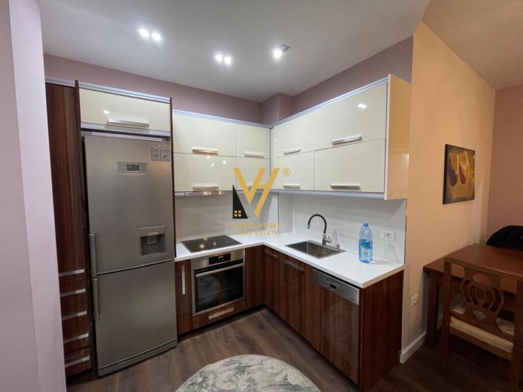 JEPET APARTAMENT 1+1+BLK ME QIRA TE LIQENI I THATE 60.000 LEKE