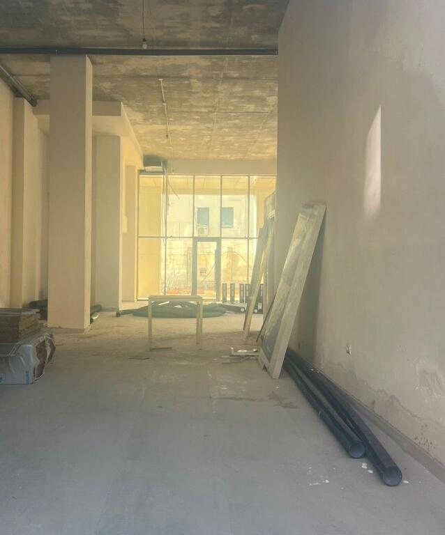 DYQAN ME QERA 200 M2 QENDER 5500 EURO