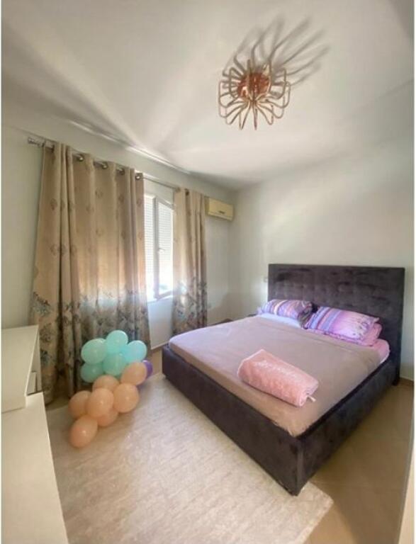 Shitet Apartament 2+1 në Fresk