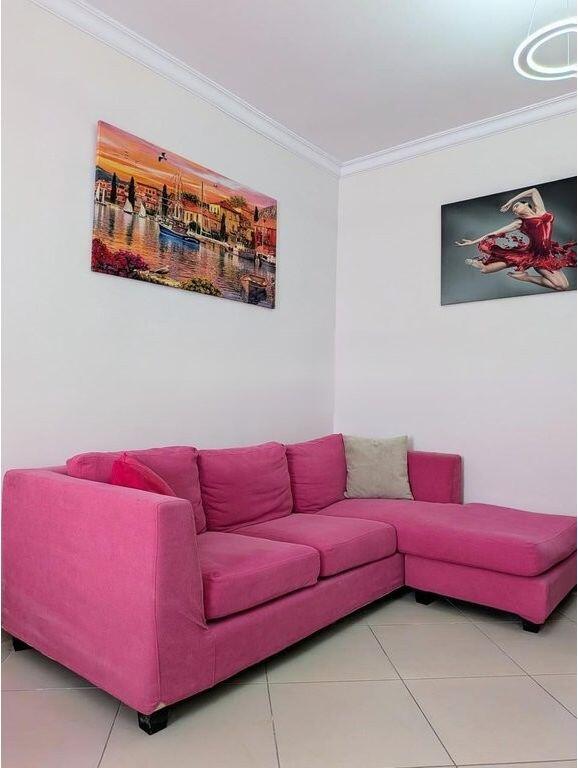 JEPET ME QIRA GARSONIERE TE 21 DHJETORI 500 € /Muaj