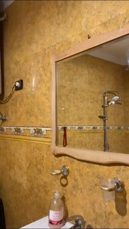 GARSIONERE 25000 LEKE.QYTET STUDENTI.