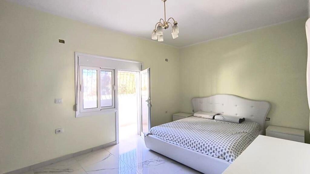 Apartament shumë i madhë në qendër të qytetit