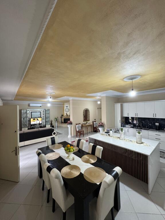 VILË NË SHITJE GOLEM LUSHNJE