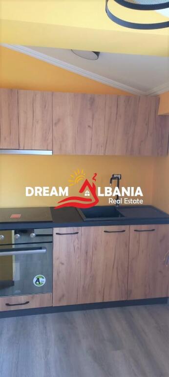 Affittasi villa 3+1+2 in via 3 Vllezerit Kondi vicino alle Ville Americane a Tirana (ID 4231273)