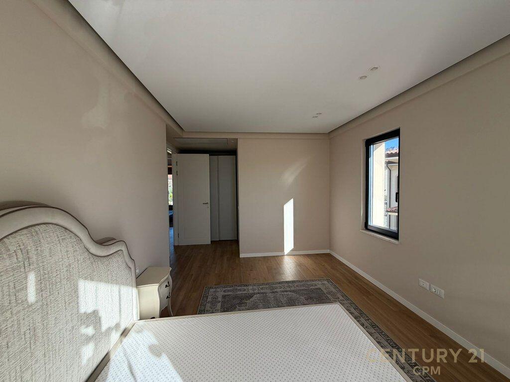 Vile moderne per qera te residenca Tuscany