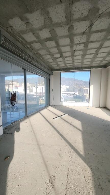 PRONË KOMERCIALE – MUNDËSI KTHIMI NË APARTAMENT / DHOMA PËR HOTELERI / AIRBNB