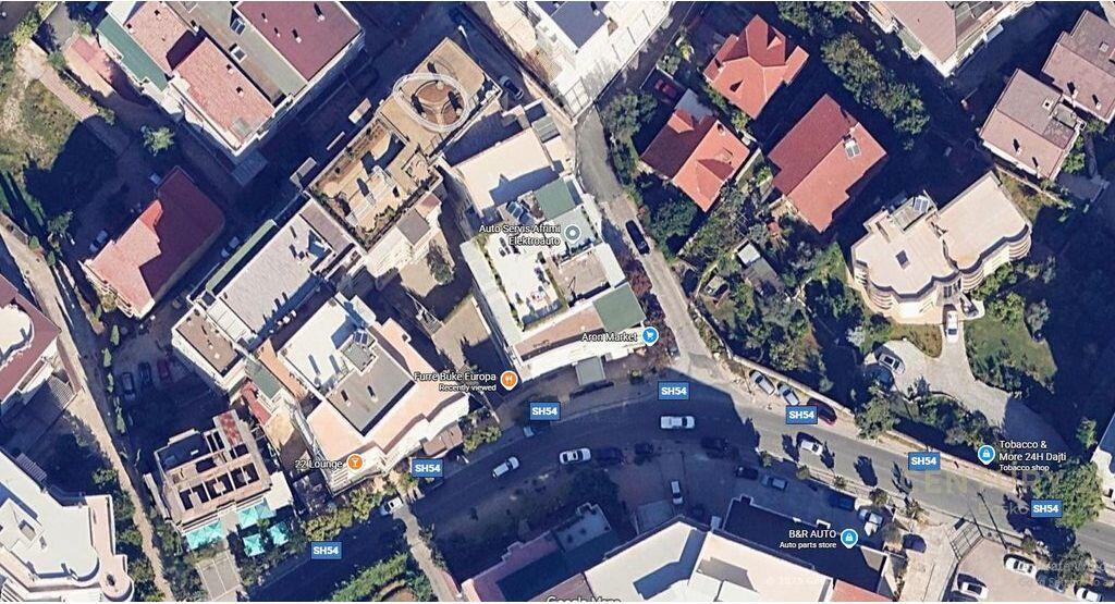 In vendita - Unità di servizio 262 m2, piano terra a Fresk