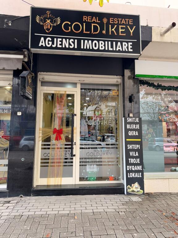 IN VENDITA SUPER APPARTAMENTO 2+1+2 + Guardaroba Con CUCINA SEPARATA POSSIBILITÀ DI DIVIDERE in due Appartamenti 📍ASILO SOTIR NOKA