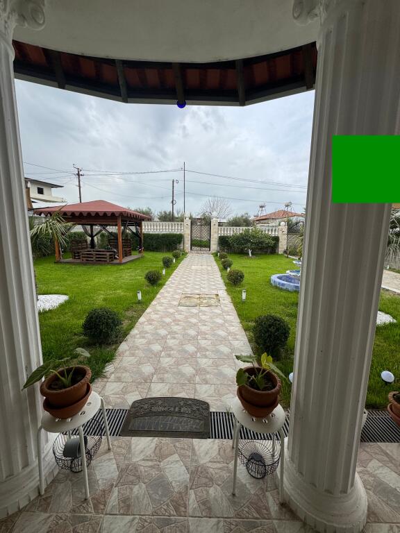 VILË NË SHITJE GOLEM LUSHNJE