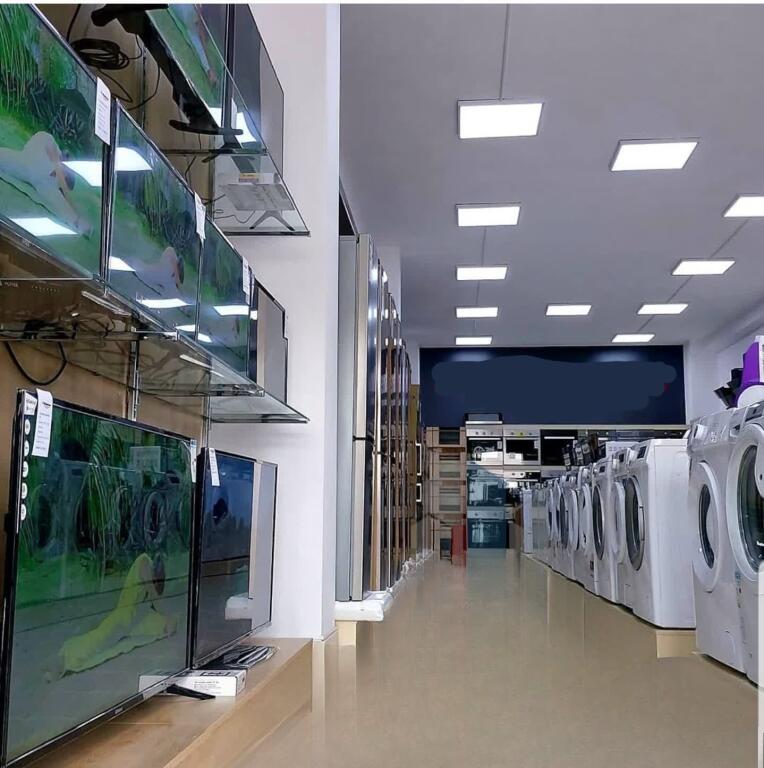 SHITET DYQAN NE RRUGE KRYESORE LUSHNJE