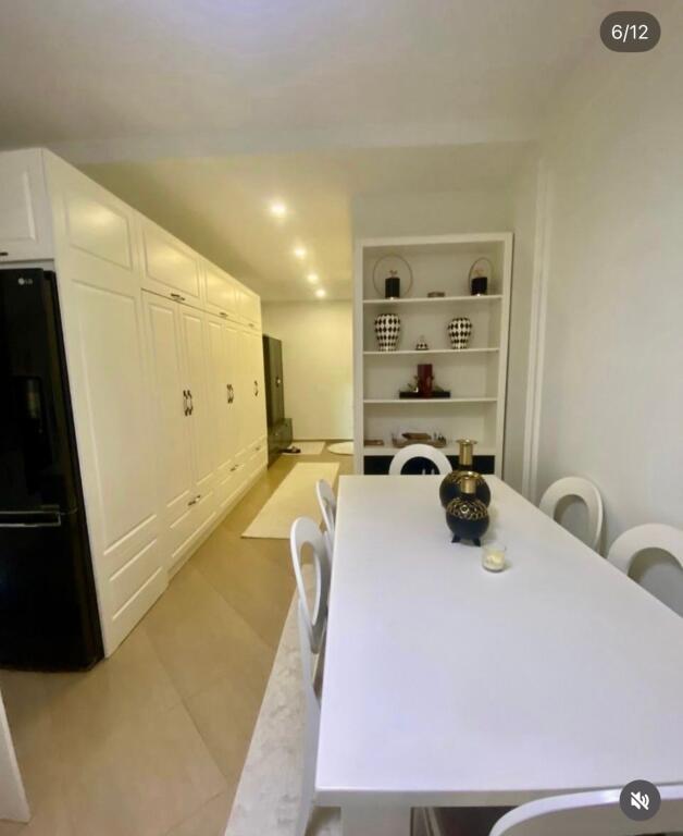 Shitet apartament''''''' 2+1'''''' okazion ne Fresk