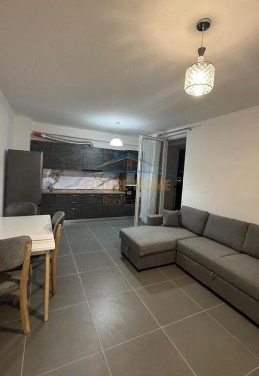 Affitto, Appartamento 2+1, Via 5 Maji, Tirana.