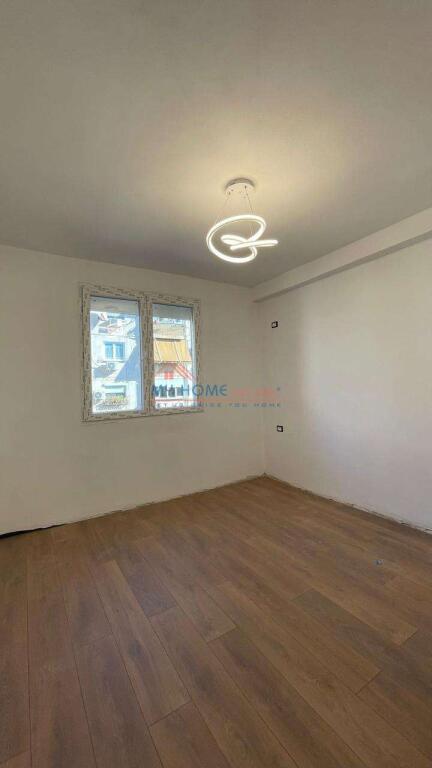 Apartament 1+1 ne shitje 21 Dhjetori ne Tirane