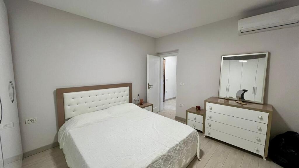 In Affitto: 1+1📍Vicino alla Piramide (Accanto a ETC) - 65.000 Lek - 4° Piano - 50m² - 100% Nuovo in Busta✨️ || Una delle zone più richieste di Tirana🔥