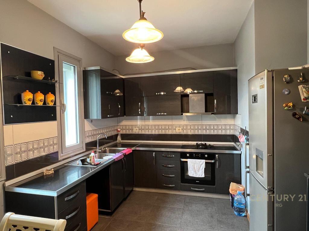 DUPLEX PER QIRA TEK JORDAN MISJA! 1,000 € /Muaj Sip. Totale  300m2