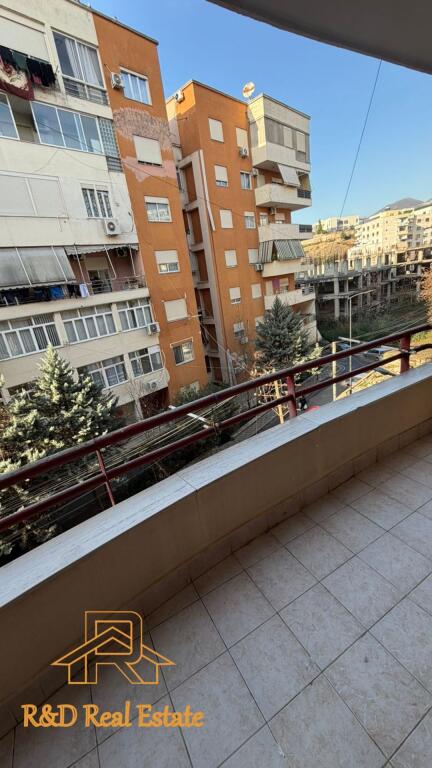 🏡 APARTAMENT NË SHITJE – FRESK