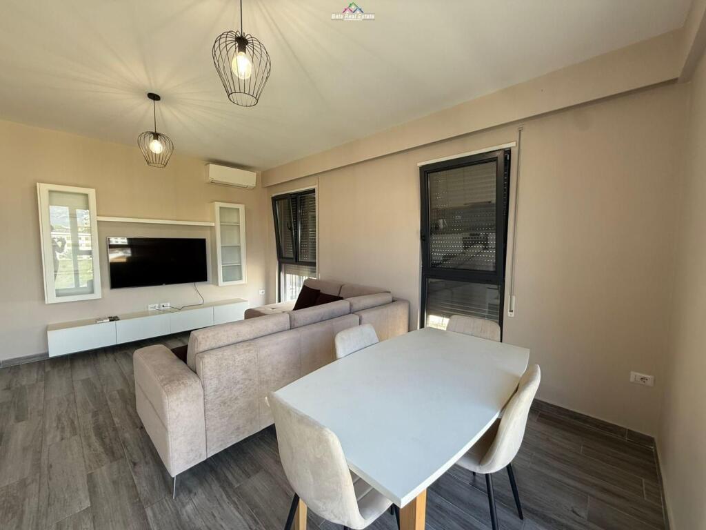 Apartament Me Qera 1+1 Tek Rruga e Elbasanit (ID B2101396) Tirane