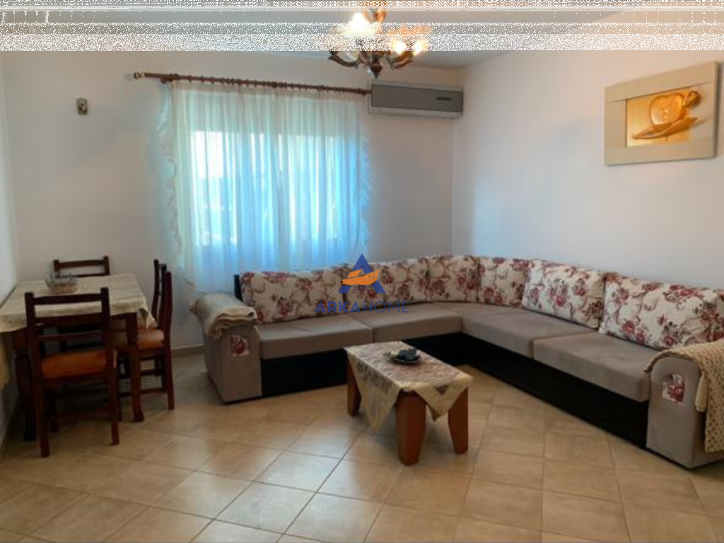 SHITET APARTAMENT 1+1+ BALLKON " ISH STACIONI TRENIT" 17.200.000 LEKE