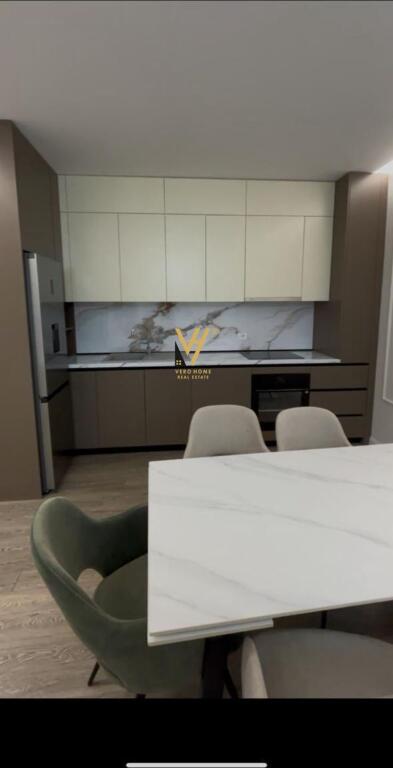 JEPET APARTAMENT 2+1 ME QIRA TE ROSE GARDEN, TEG 1.100 EURO