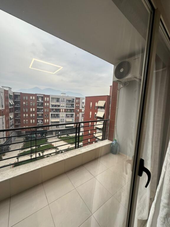 APARTAMENT ME QERA 2+1+2+ballkon