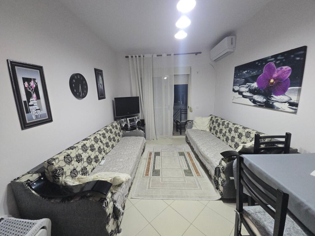 JEPET ME QERA SUPER APARTAMENT 1+1 TEK KAZAZI DURRES