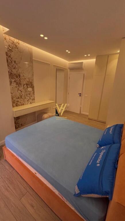 JEPET APARTAMENT 2+1 ME QIRA TE ROSE GARDEN, TEG 1.100 EURO