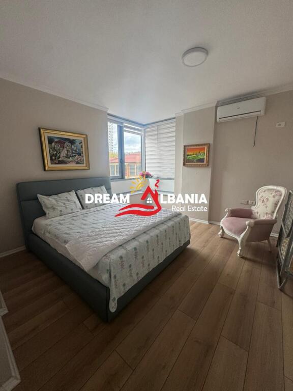 Appartamento 2+1+2 in affitto nel centro vicino a Toptani Center (ID 42215411).