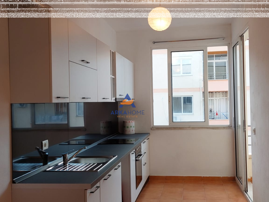 JEPET APARTAMENT ME QERA 2+1+BALLKON "ASTIR, PALLATET FRATARI" 45.000 LEKE