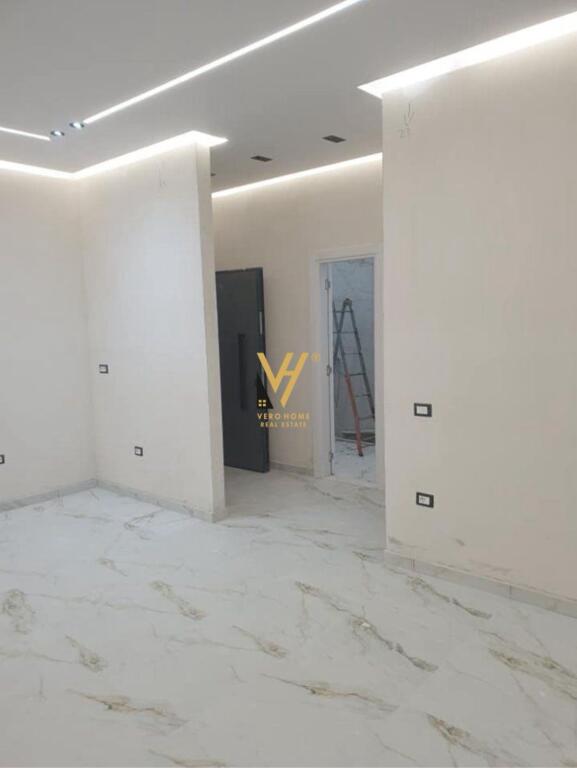 LOCALE COMMERCIALE 74 M2 IN AFFITTO A ASTIR 80.000 LEKE