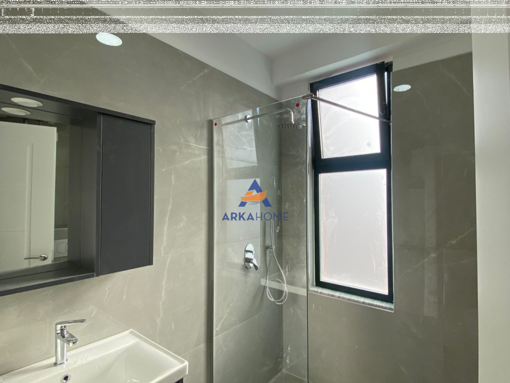 JEPET ME QERA APARTAMENT 1+1+ BALLKON "21 DHJETORI" 55.000 LEKE