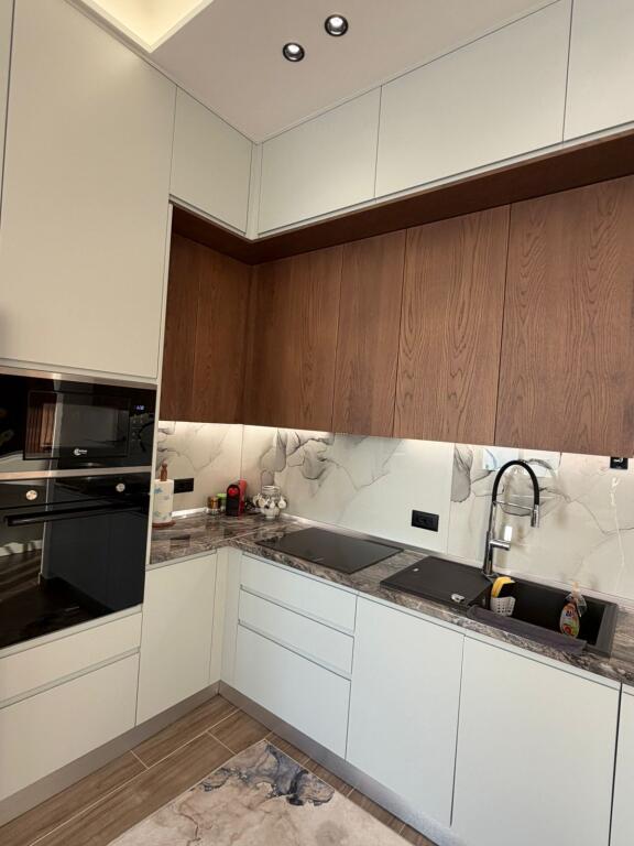 Jepet me qira apartament 1+1 ne vollga te 27-kateshi