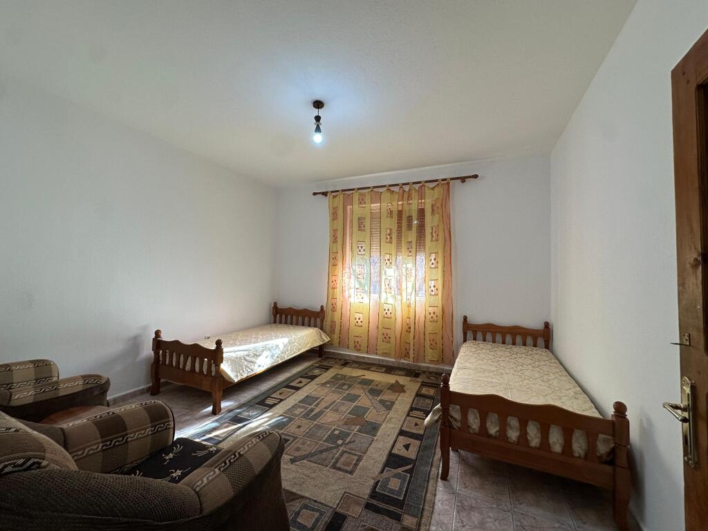 APARTAMENT 2+1+2 POSTE PARKIMI PER QIRA