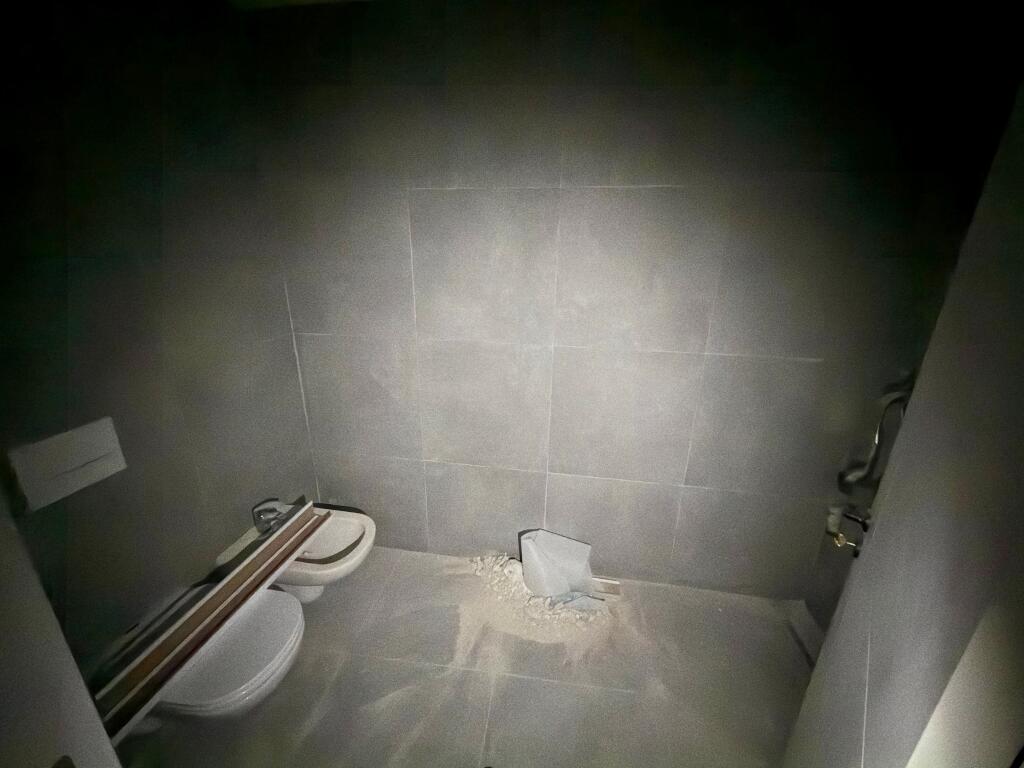 🏡 Shitet Apartament 3+1+2 + 1 Ballkon 📍 Rruga "5-Maji", Tiranë ✨