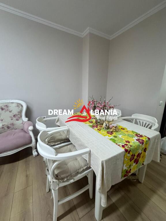 Appartamento 2+1+2 in affitto nel centro vicino a Toptani Center (ID 42215411).