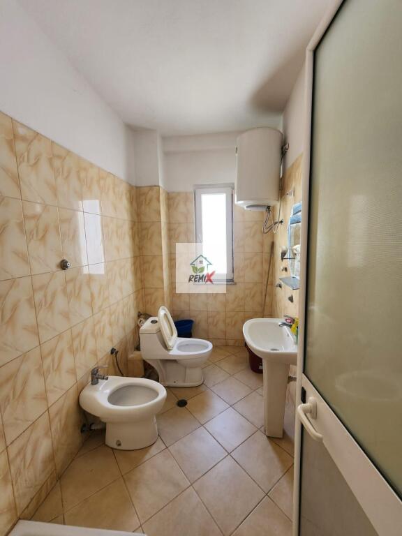 🏡 Shitet Apartament 2+1 në Plazhin Hekurudha, Durrës