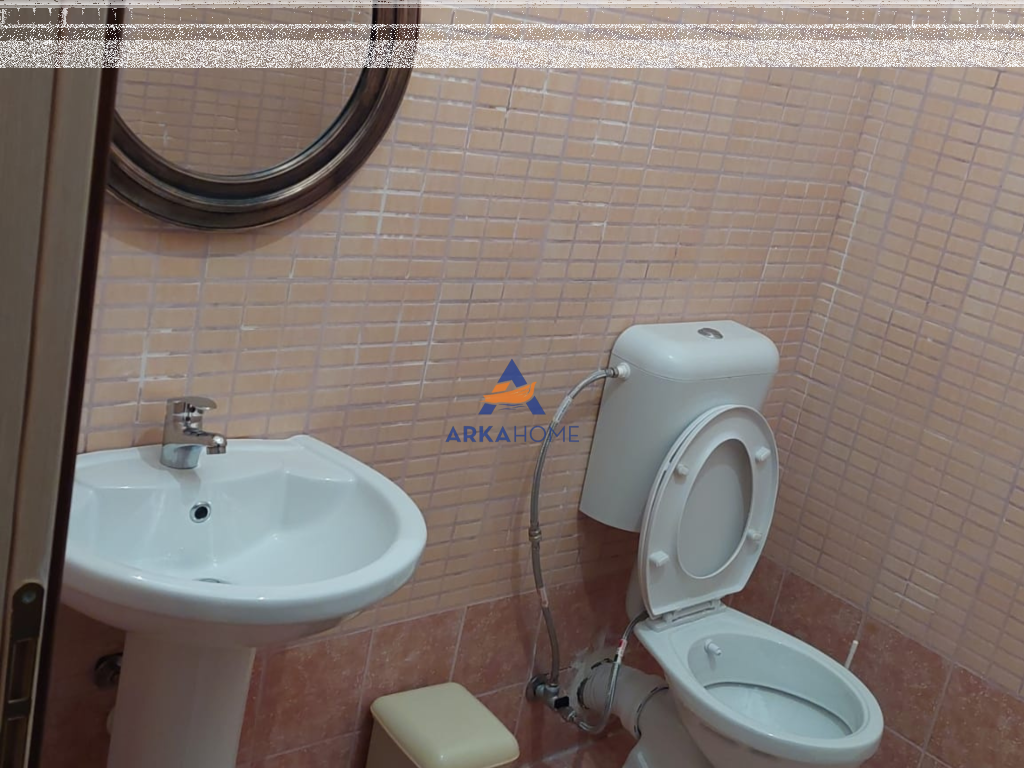 JEPET APARTAMENT ME QERA 2+1+BALLKON "ASTIR, PALLATET FRATARI" 45.000 LEKE