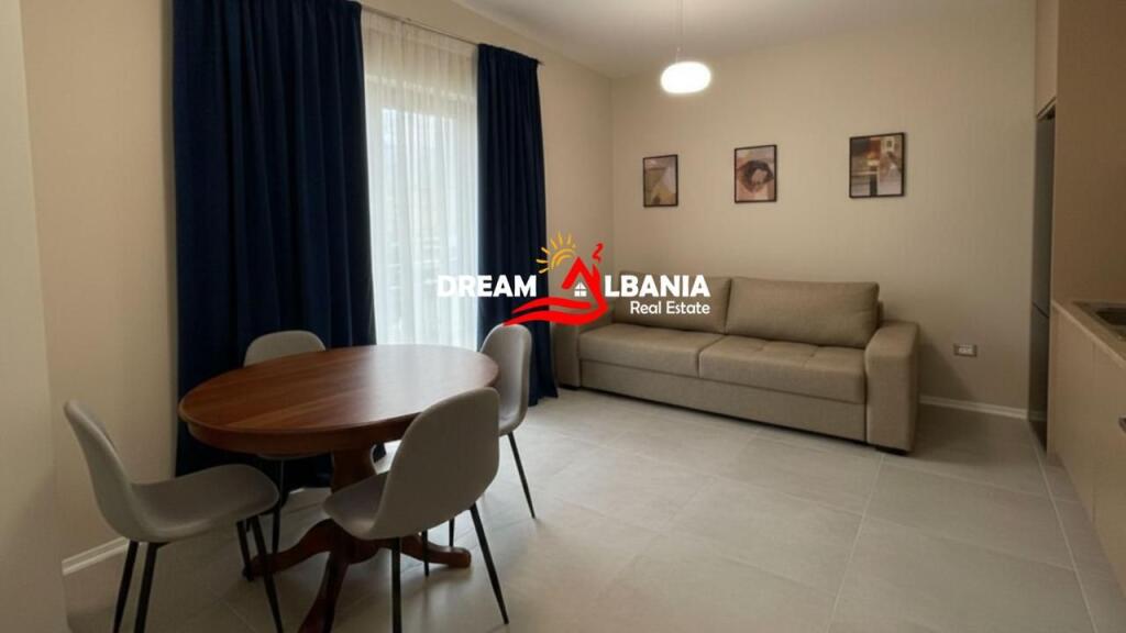 Apartment 1+1 for sale at Komuna Parisit