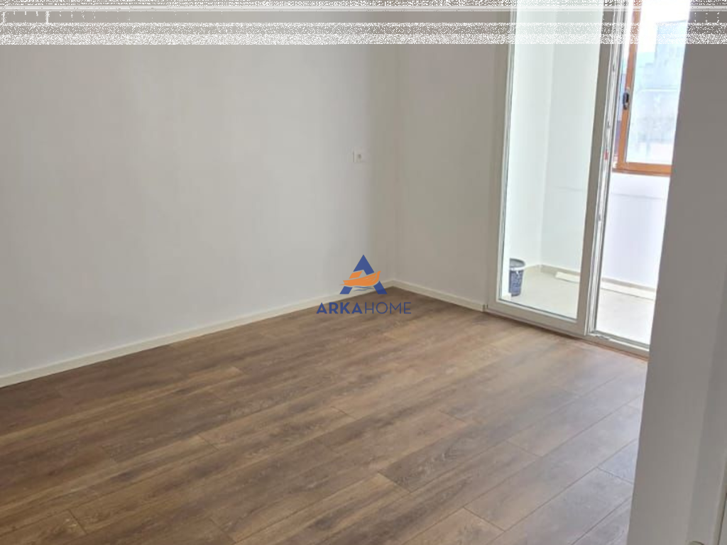 FOR SALE APARTMENT 1+1 AT "RRUGA KONGRESI I LUSHNJES, 21 DHJETORI" 140,000 EURO