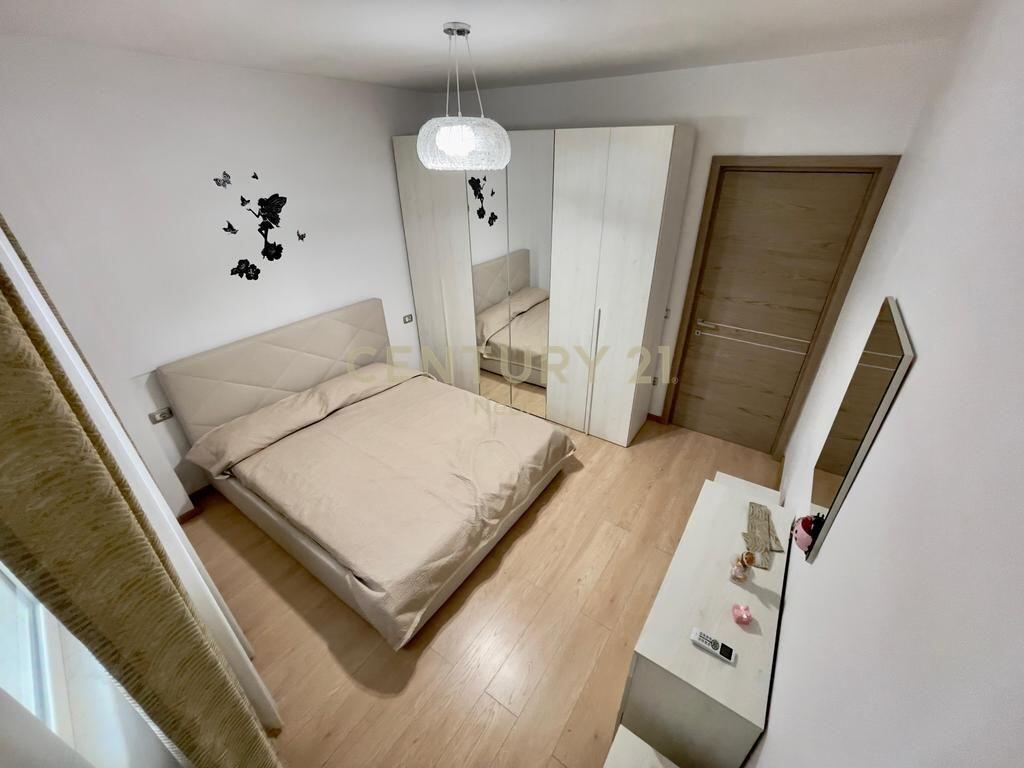 QIRA, APARTAMENT MODERN 2+1+2 te KOMUNA ‼️