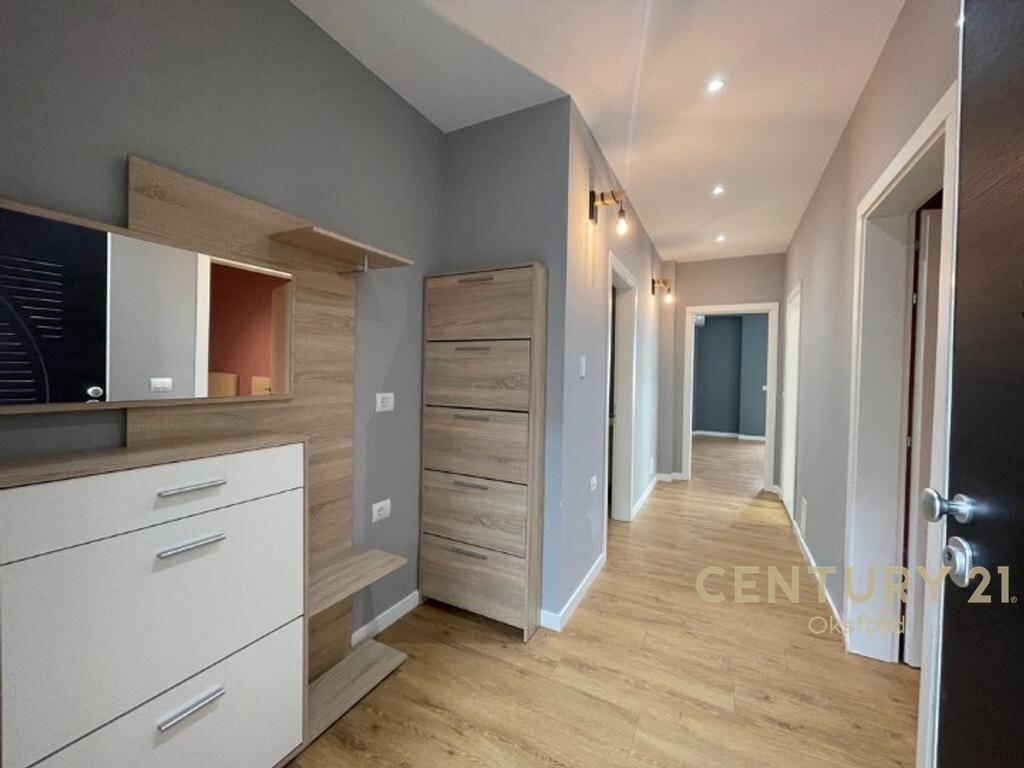 JEPET ME QIRA – APARTAMENT 2+1+2 + POST PARKIMI | KOPSHTI BOTANIK