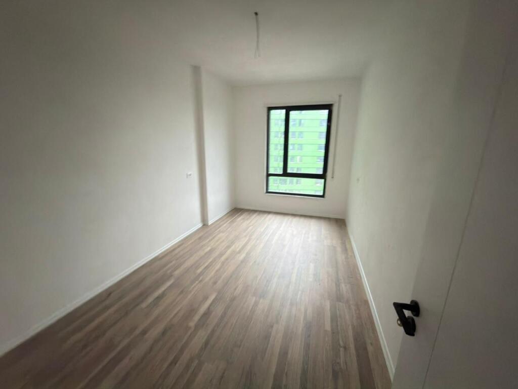 🏡 Shitet Apartament 3+1+2 + 1 Ballkon 📍 Rruga 5 Maji, Tiranë💰 Totali: 175.500 €