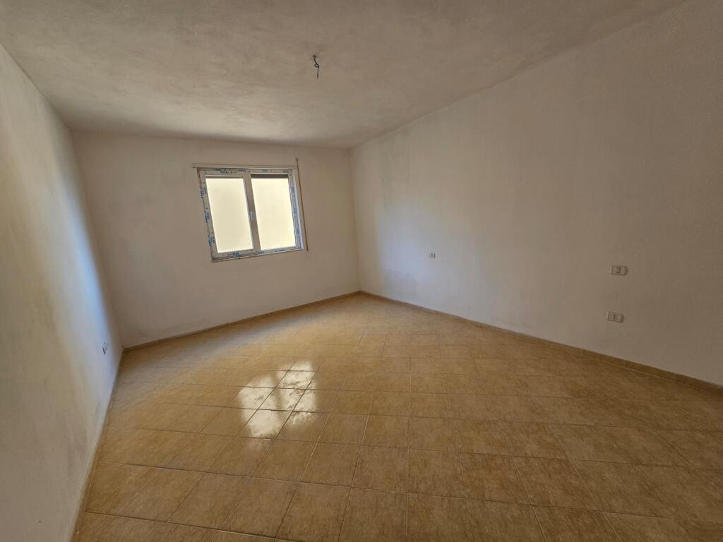 SHITET APARTAMENT – SHKËMBI I KAVAJËS