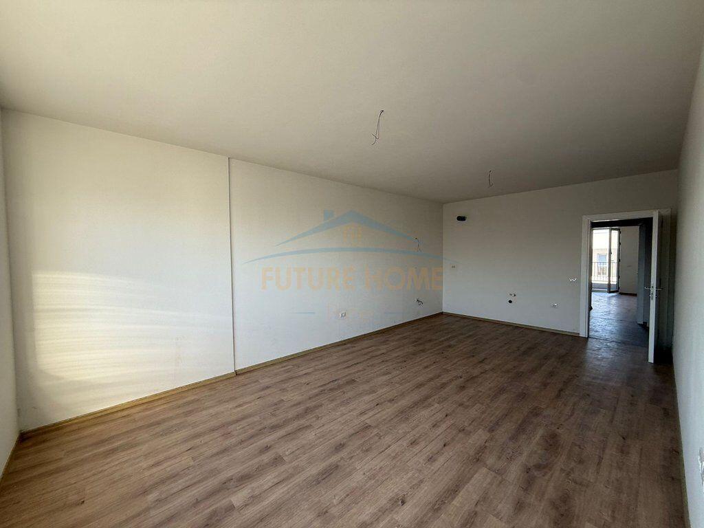 Shitet , Apartament 2+1 , Univers City , Tirane