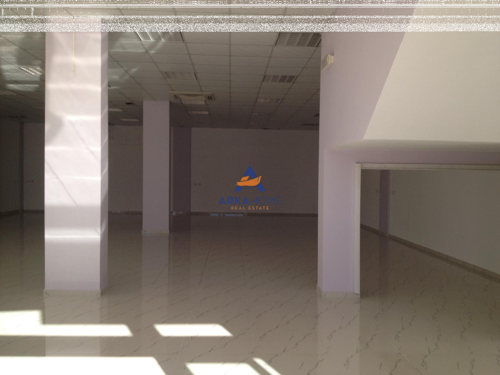 AFFITTASI MAGAZZINO 230M2 "KAMEZ" 1250 EURO