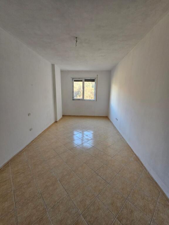 SHITET APARTAMENT 2+1 – SHKËMBI I KAVAJËS